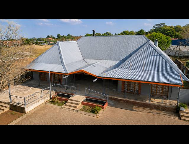 503M² BUSINESS FOR SALE IN HENLEY ON KLIP